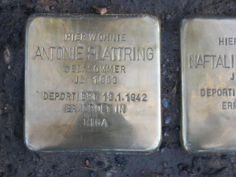 Stolperstein für Antonie Plattring. Copyright: MTS