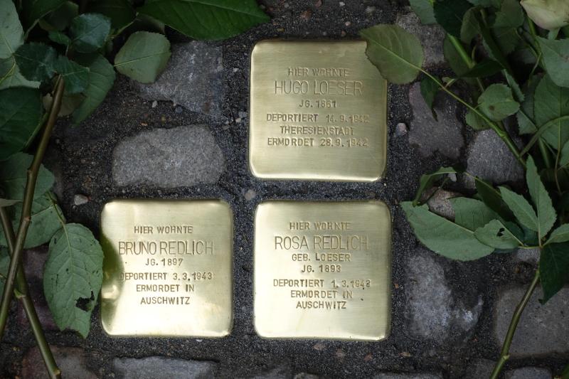 Stolpersteine für Hugo Loeser und Bruno und Rosa Redlich, © privat