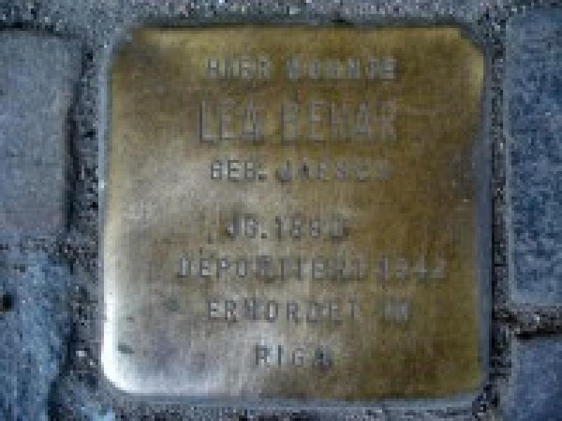 Stolperstein für Lea Behar Bild: Bezirksamt