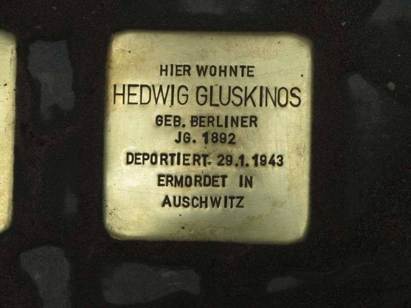 Stolperstein für Hedwig Gluskinos © Initiative Charlottenburg-Wilmersdorf, April 2013