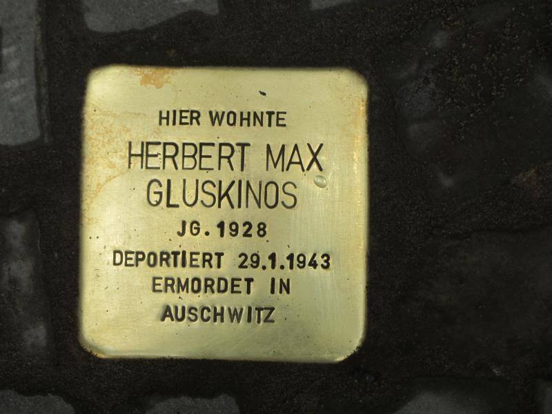Stolperstein für Herbert Max Gluskions © Initiative Charlottenburg-Wilmersdorf, April 2013