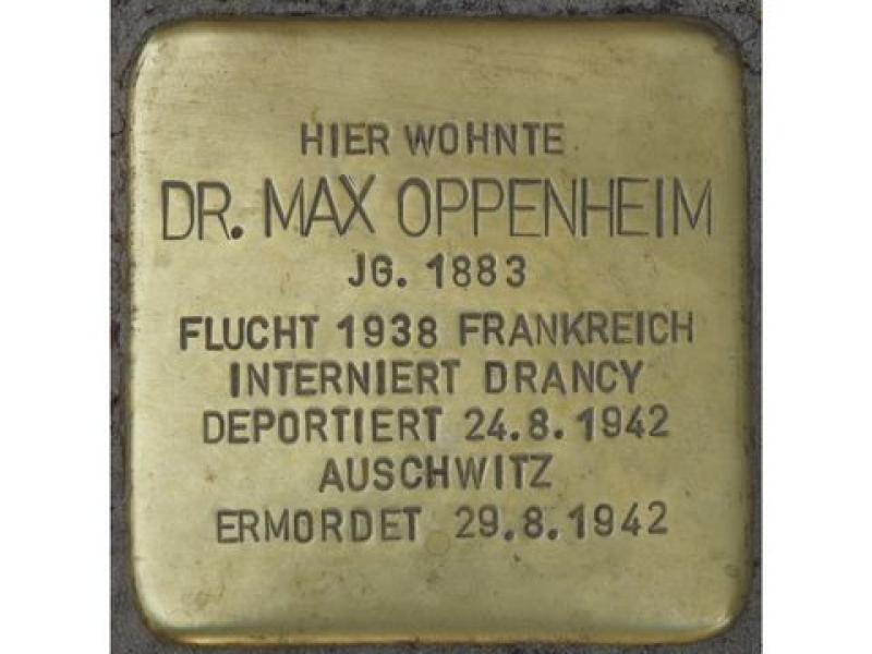 Stolperstein für Dr. Max Oppenheim, Foto: H. J. Hupka