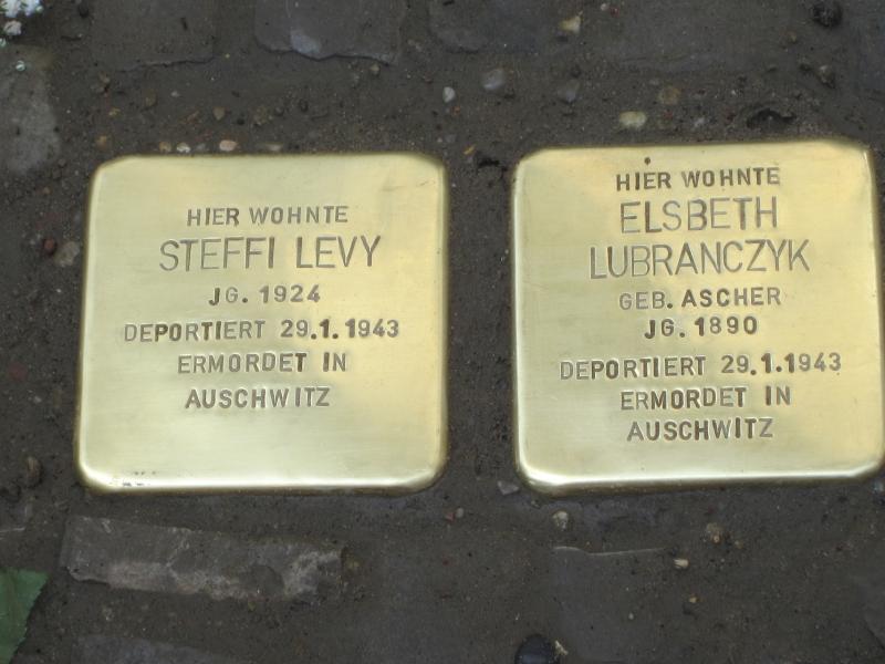 Stolpersteine für Elsbeth Lubranczyk und ihre Nichte Steffi Levy. Copyright: MTS