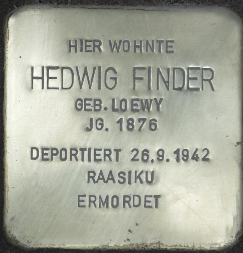 Stolperstein für Hedwig Finder © H.-J.Hupka, 2013