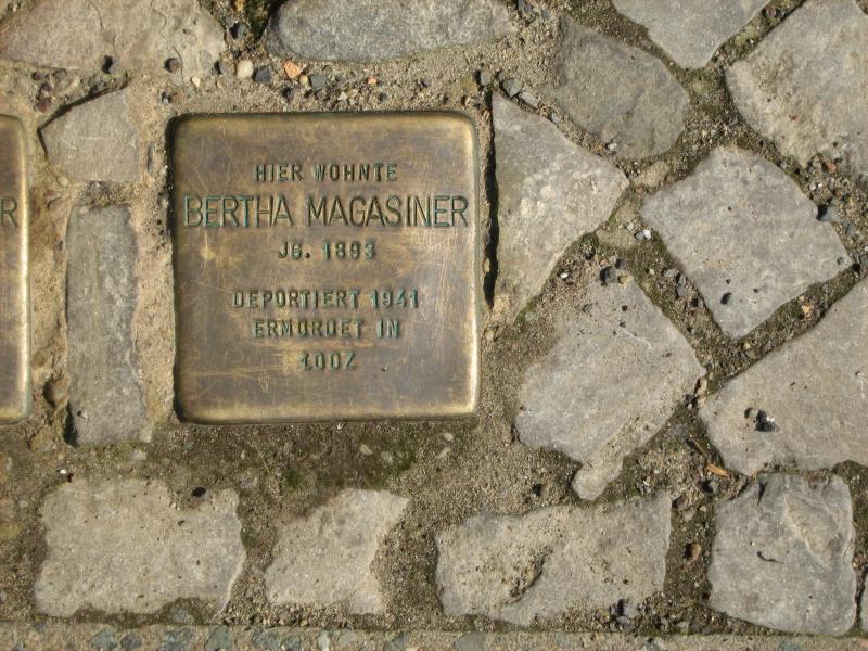 Stolperstein für Bertha Magasiner, Foto: MTS