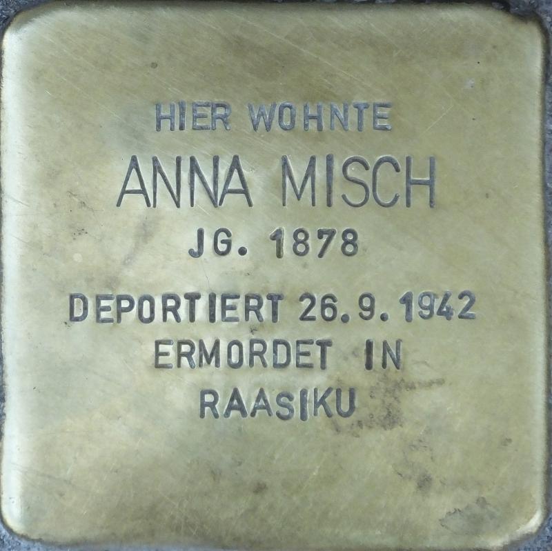 Stolperstein für Anna Misch; Foto: H.-J.Hupka 2015