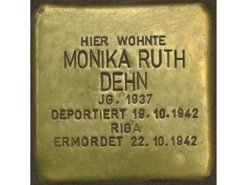 Stolperstein Monika Ruth Dehn © H. J. Hupka