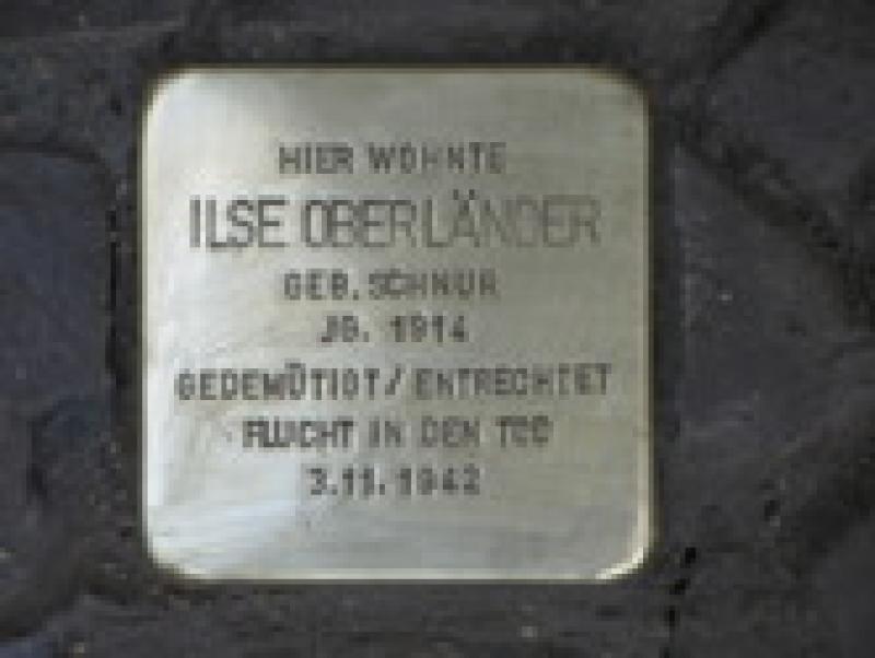 Stolperstein Ilse Oberländer; Foto: Stolpersteine-Initiative CW, Frank Siebold