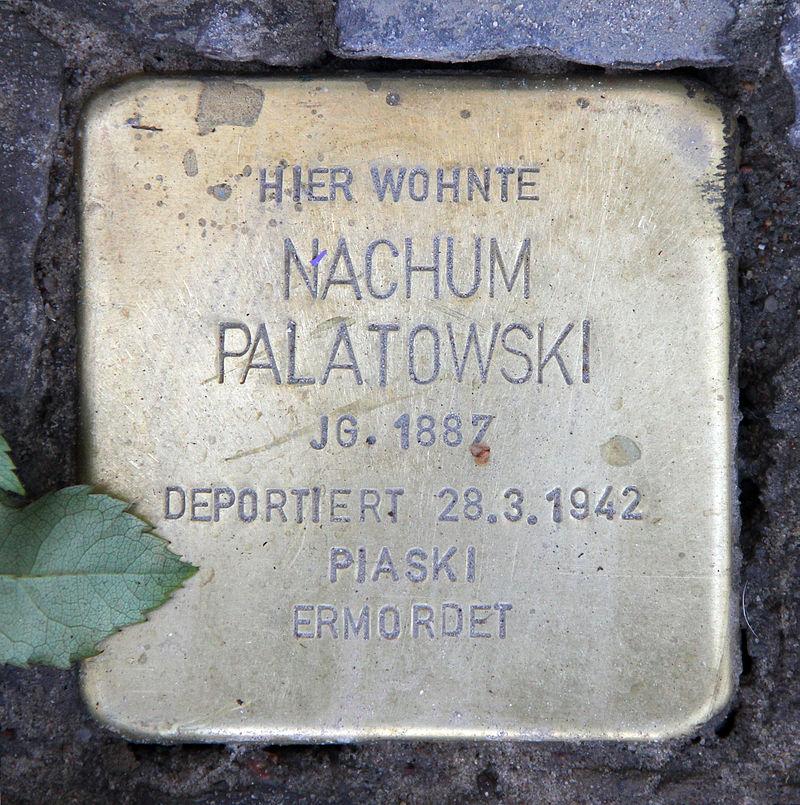 Stolperstein für Nachum Palatwoski© OTFW 