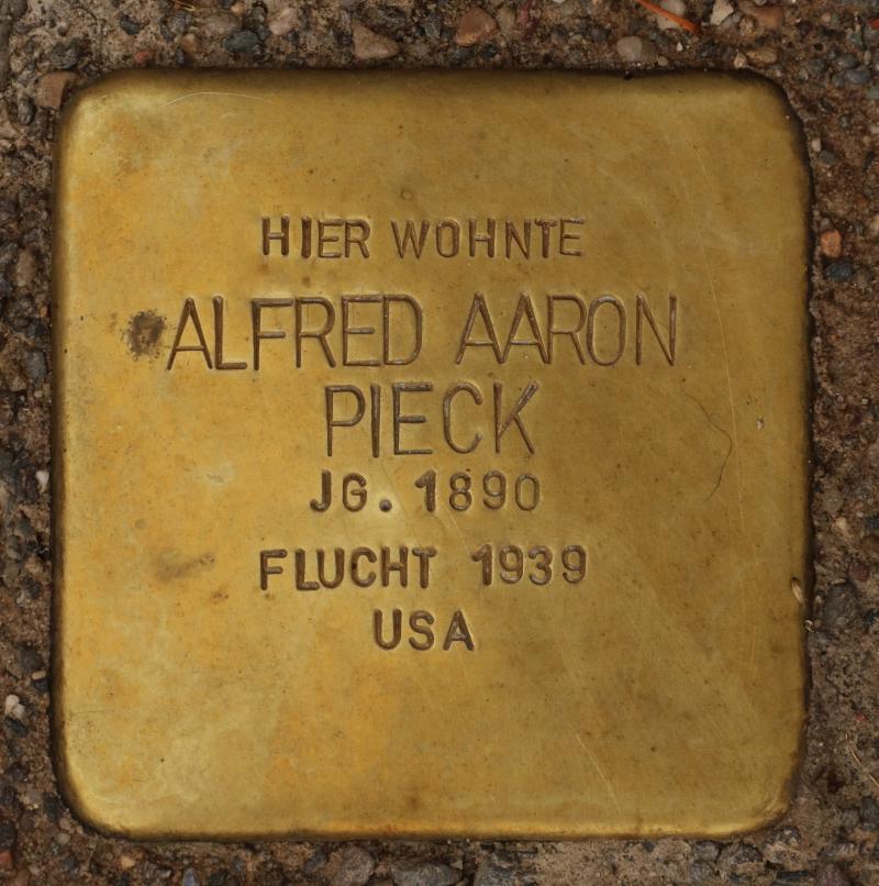 Stolperstein für Alfred Aaron Pieck © Initiative Spandau