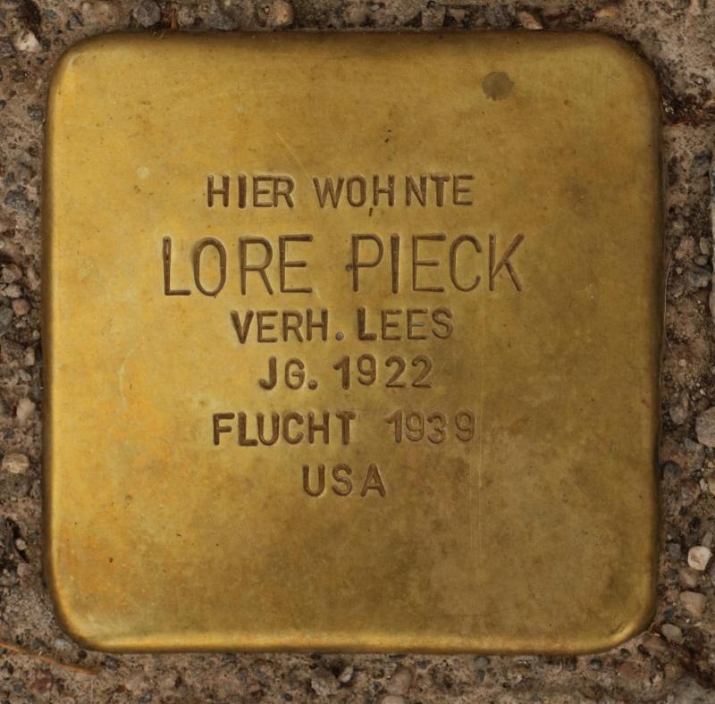 Stolperstein für Lore Pieck © Initiative Spandau