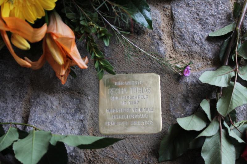 Stolperstein für Recha Tobias