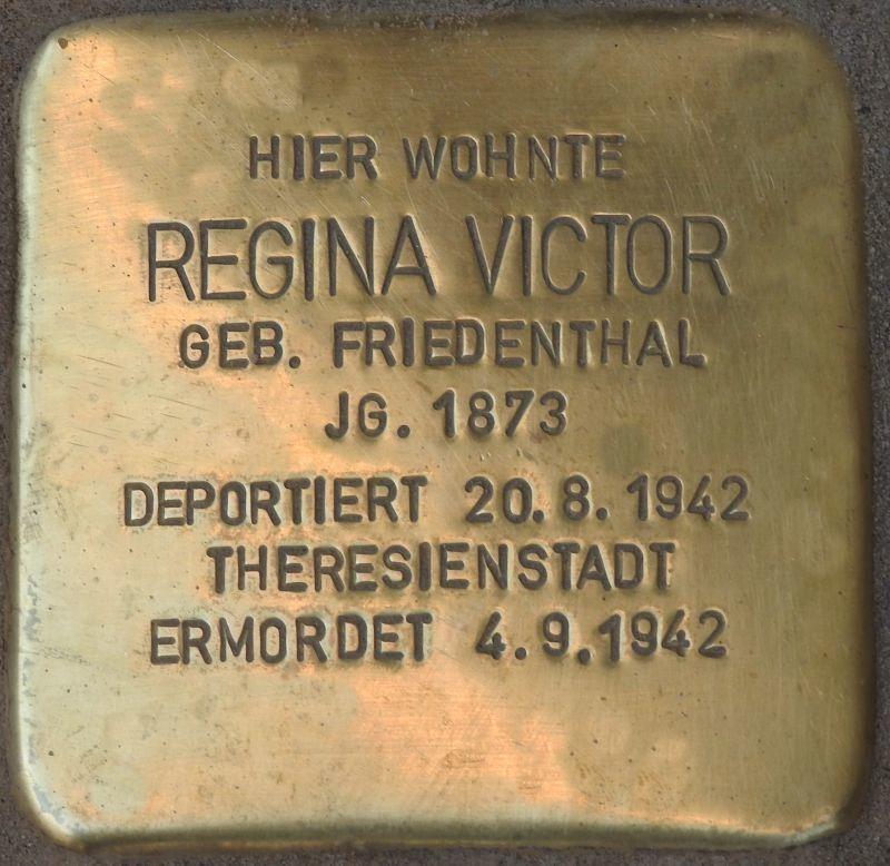 Stolperstein für Regina Victor © H. J. Hupka