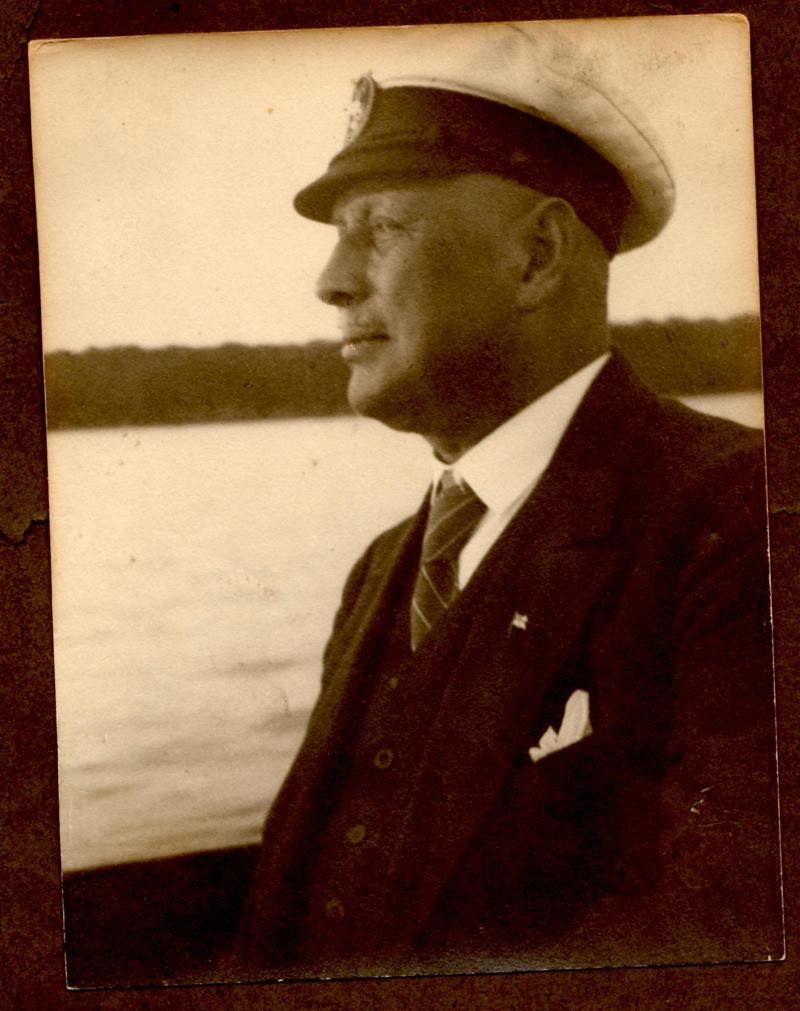 Fotografie des Ehemanns Richard Teppich