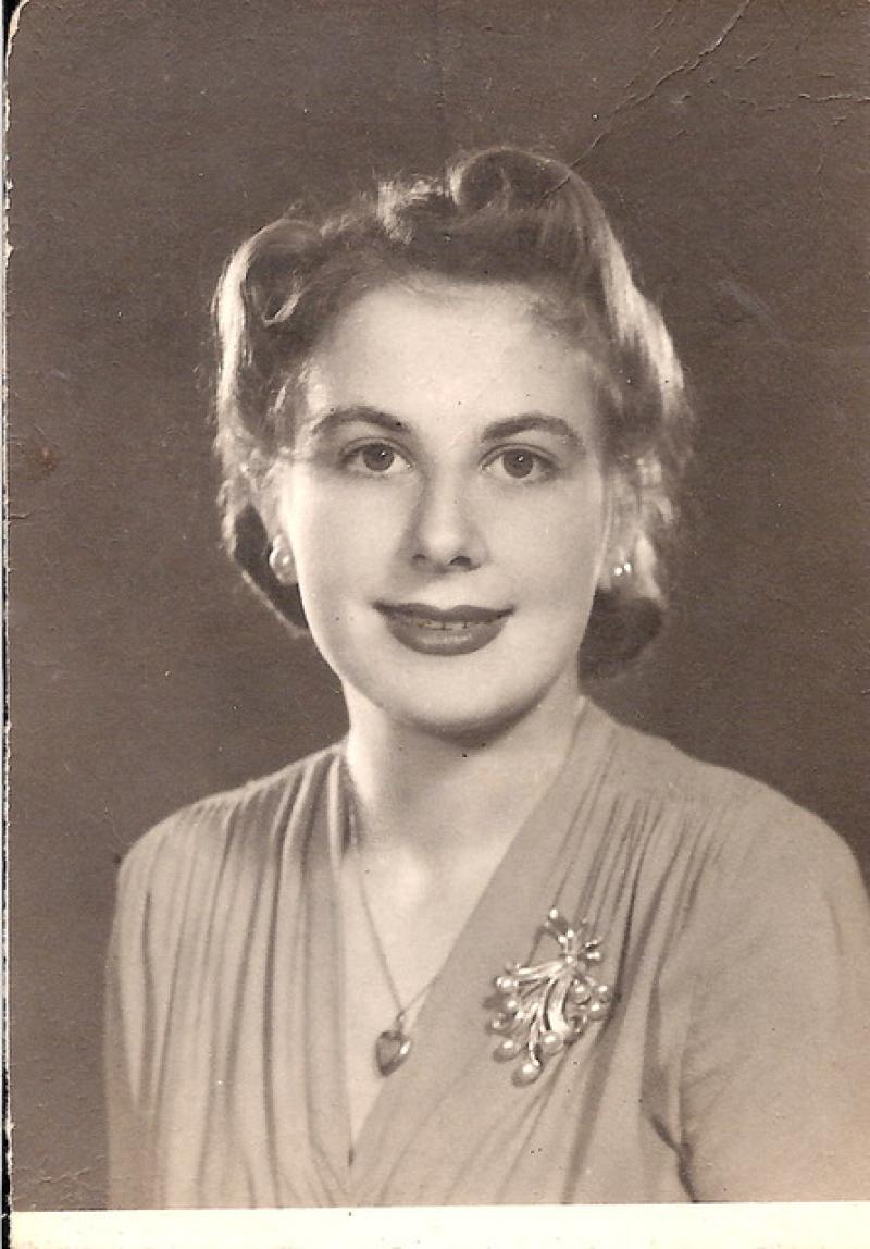 Ruth Juras 1942 © Familienbesitz