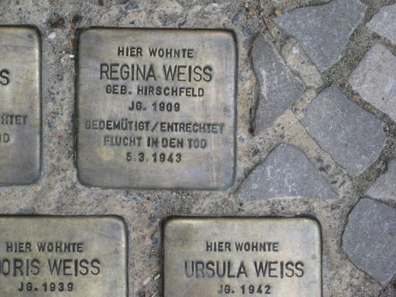 Stolperstein für Regina Weiß. Copyright: MTS