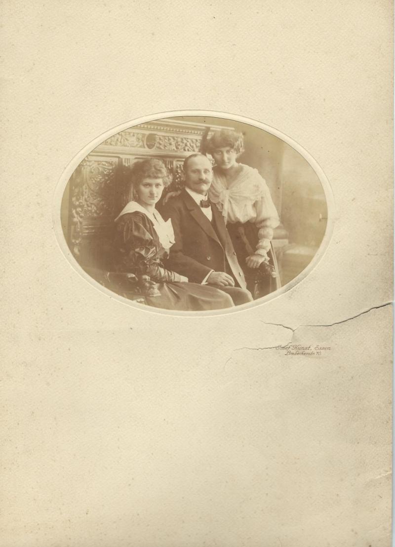 Stephanie, Bernhard, Hella Weissfeld. Bild: Annett Rubner