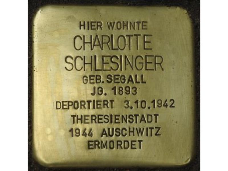 Stolperstein Charlotte Schlesinger Bild: H.J. Hupka