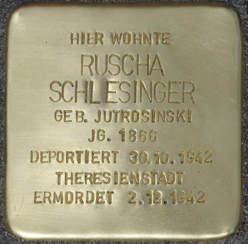 Stolperstein Ruscha Schlesinger Bild: Stolpersteine-Initiative CW, Hupka