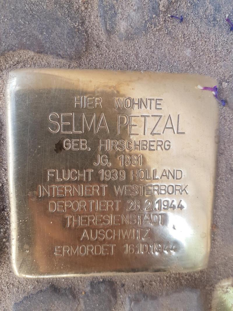 Stolperstein Selma Petzal, Foto: Initiative