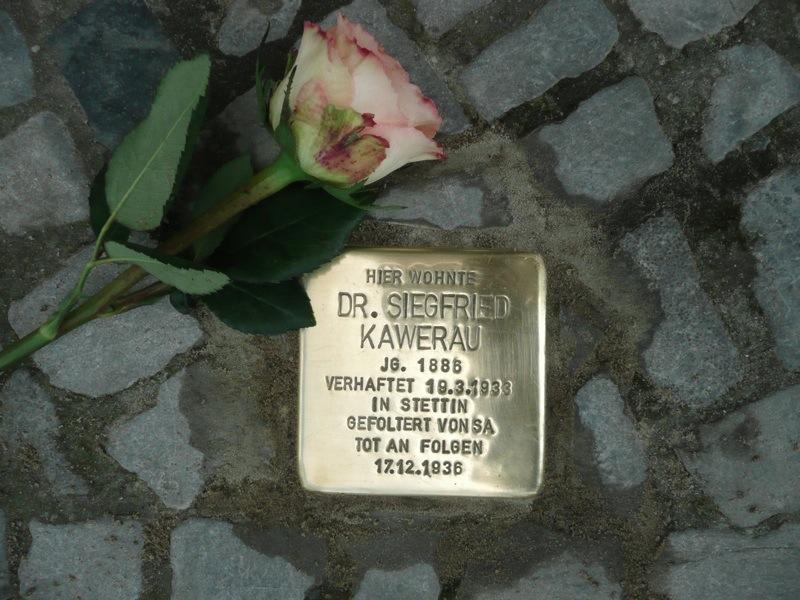 Stolperstein für Siegfried Kawerau