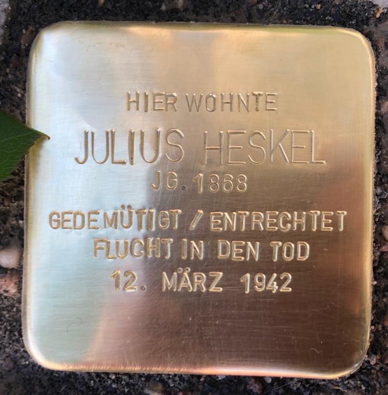 Stolperstein Julius Heskel © S. Davids