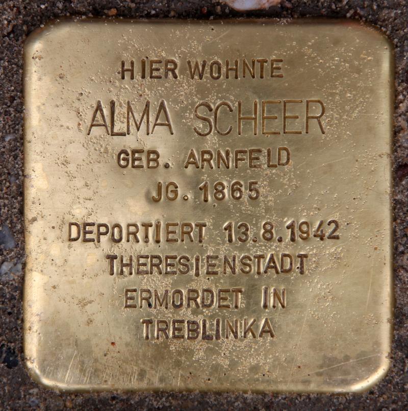 Stolperstein für Alma Scheer.