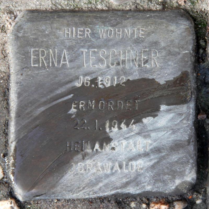 Stolperstein für Erna Ida Teschner.