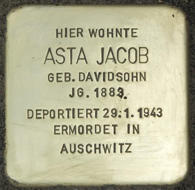 Stolperstein Asta Jacob © Initiative Charlottenburg-Wilmersdorf, März 2014