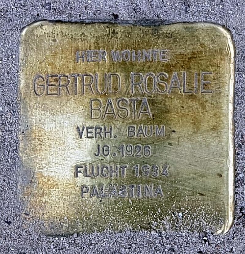 Stolperstein für Gertrud Basta