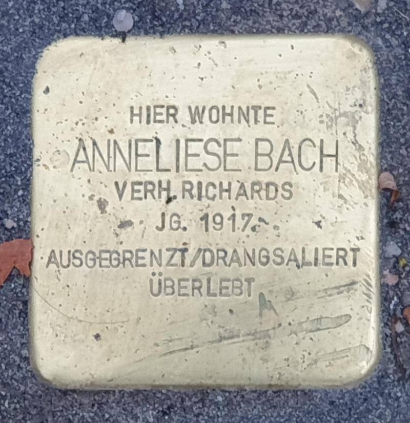 Stolperstein für Anneliese Bach