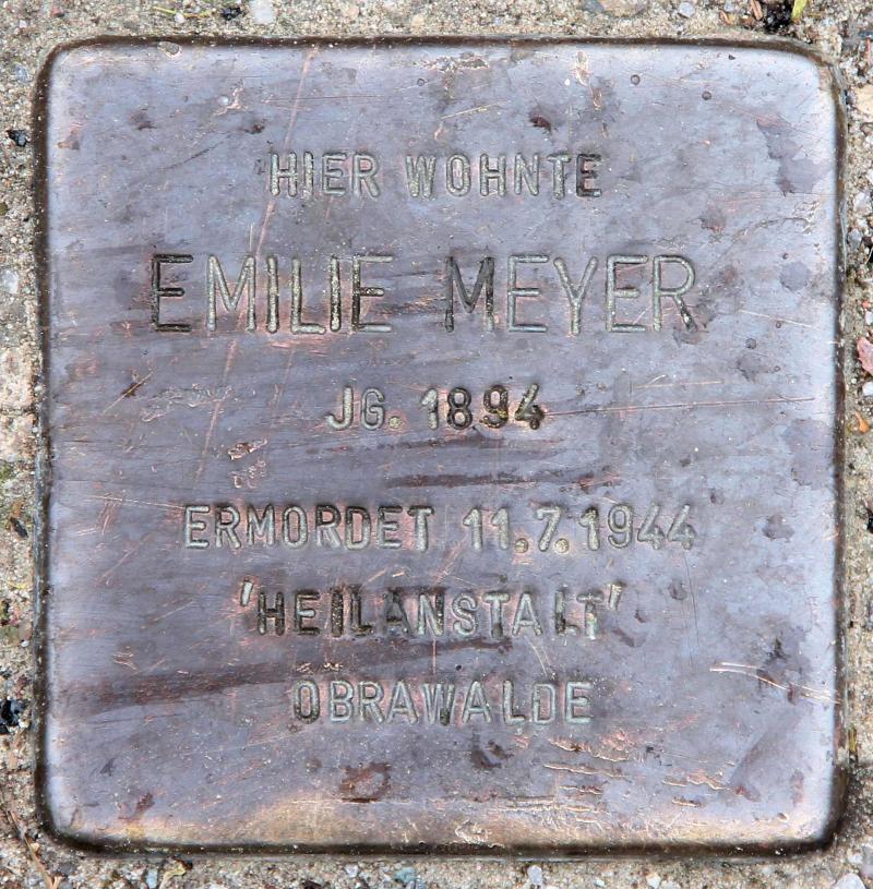 Stolperstein für Emilie Meyer.