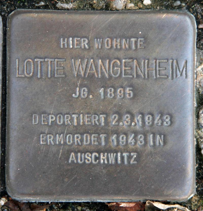 Stolperstein für Lotte Wangenheim.
