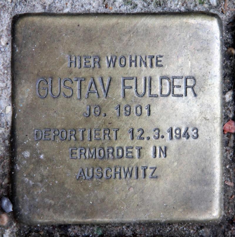 Stolperstein für Gustav Fulder.