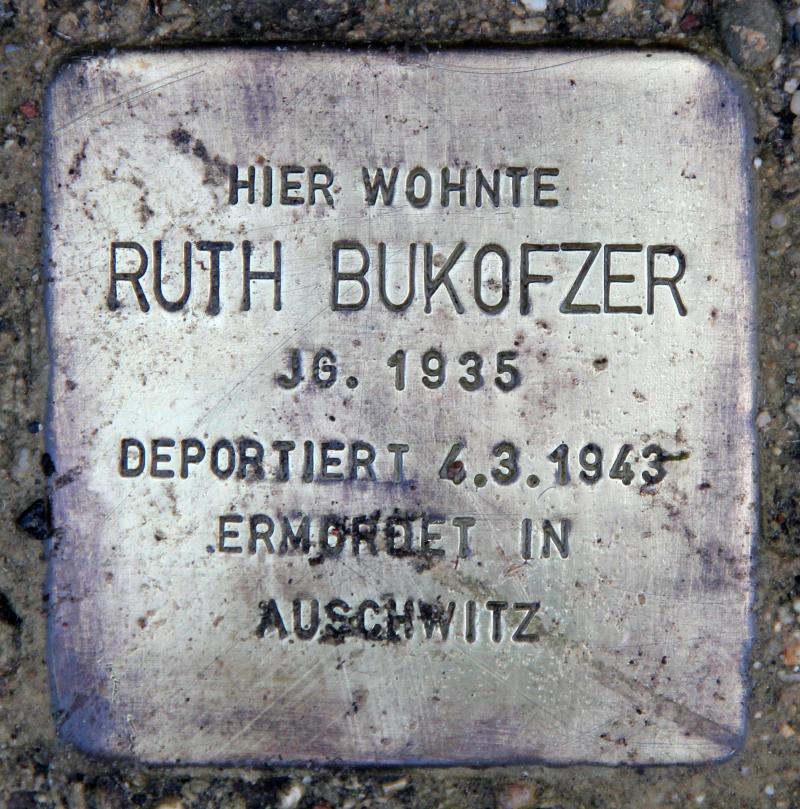 Stolperstein für Ruth Bukofzer.