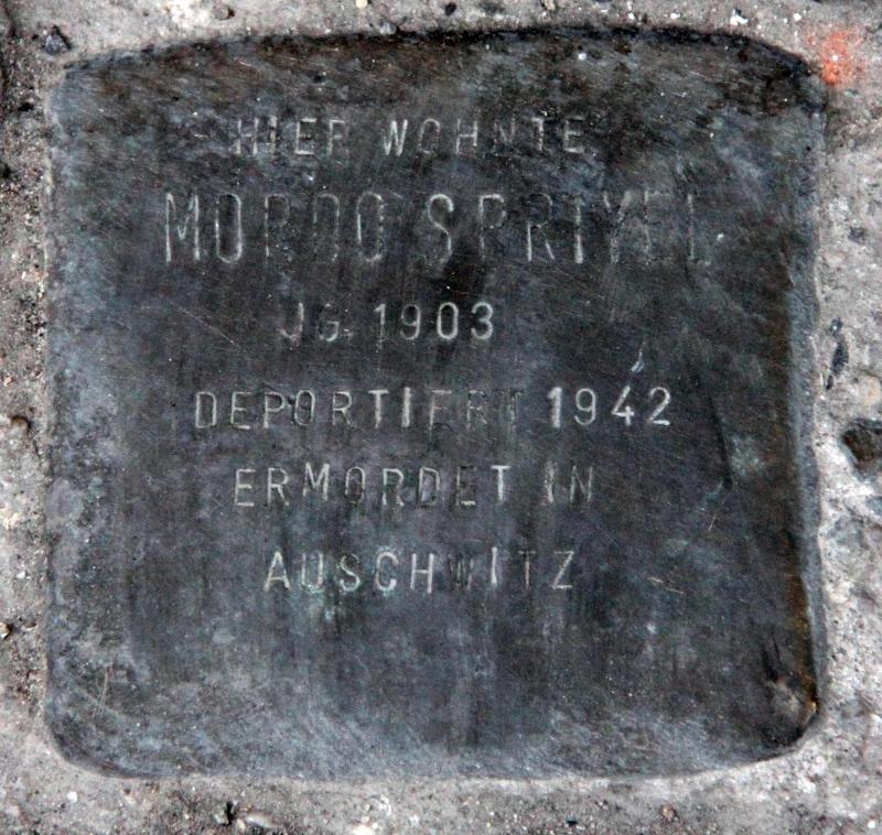 Stolperstein für Mordo Spriyel.