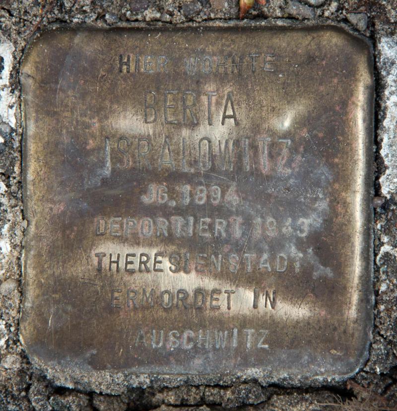 Stolperstein für Berta Isralowitz.