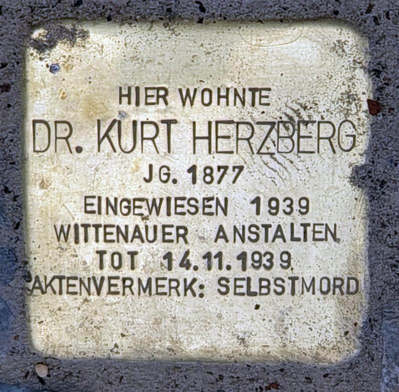 Stolperstein für Dr. Kurt Herzberg;Foto: OTFW