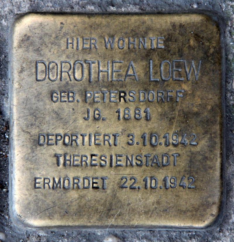 Stolperstein für Dorothea Loew.