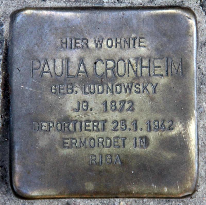 Stolperstein für Paula Cronheim.