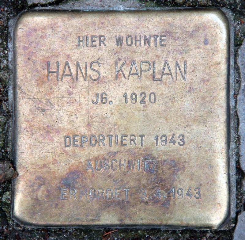 Stolperstein für Hans Kaplan.
