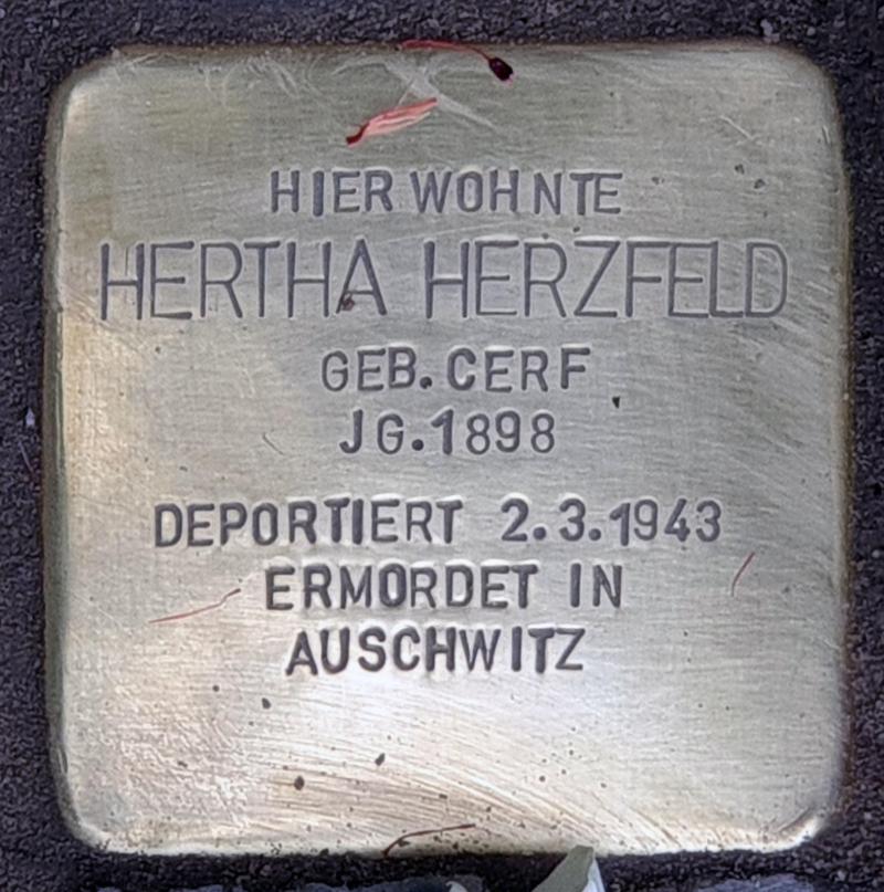 Stolperstein für Hertha Herzfeld © OTFW