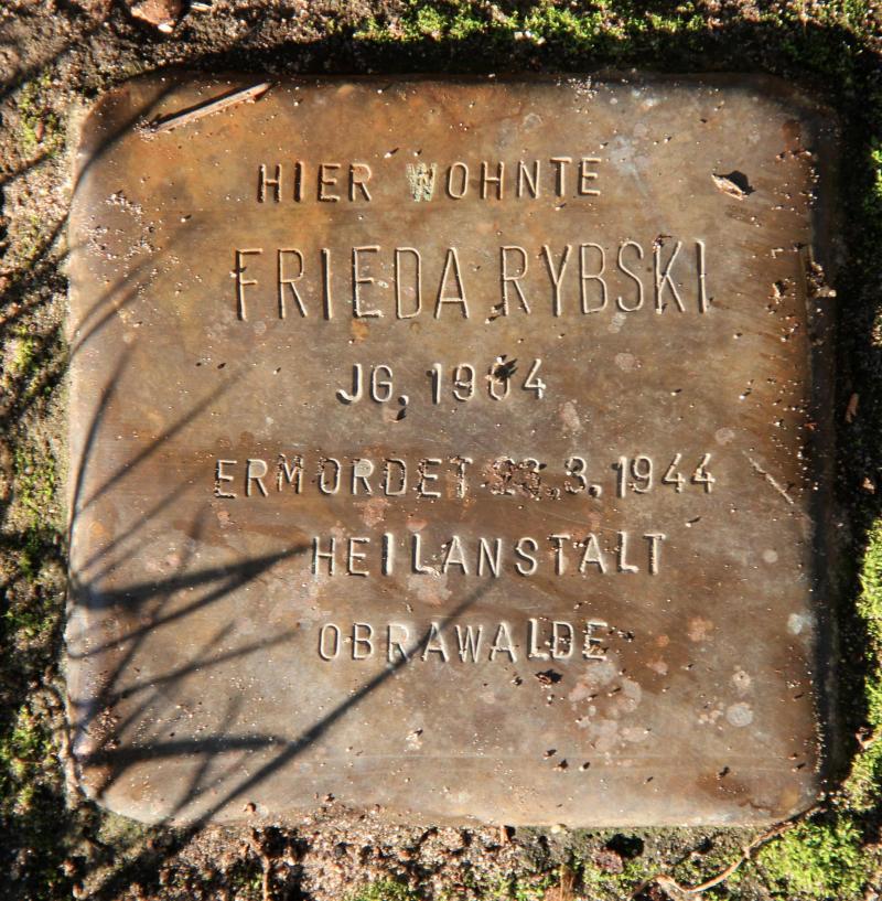 Stolperstein für Frieda Rybski.