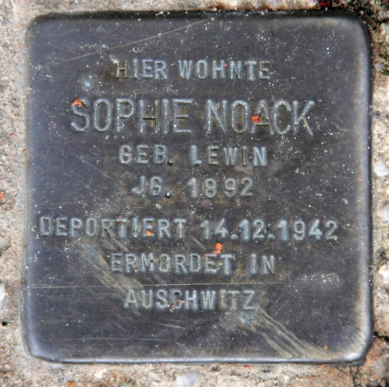 Stolperstein für Sophie Noack.