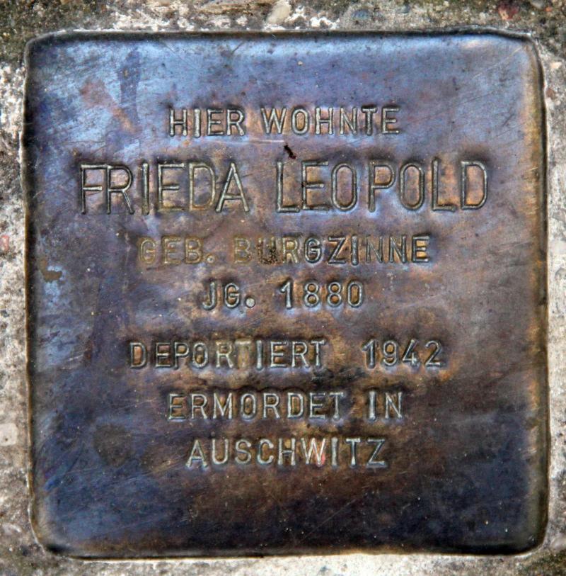 Stolperstein für Frieda Leopold.