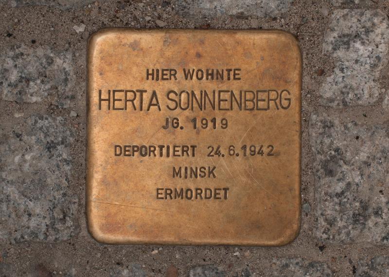 Stolperstein für Herta Sonnenberg, Foto:  A. Bukschat & C. Flegel