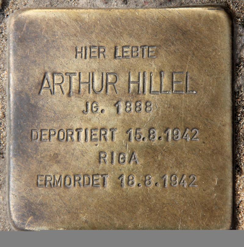 Stolperstein für Arthur Hillel.