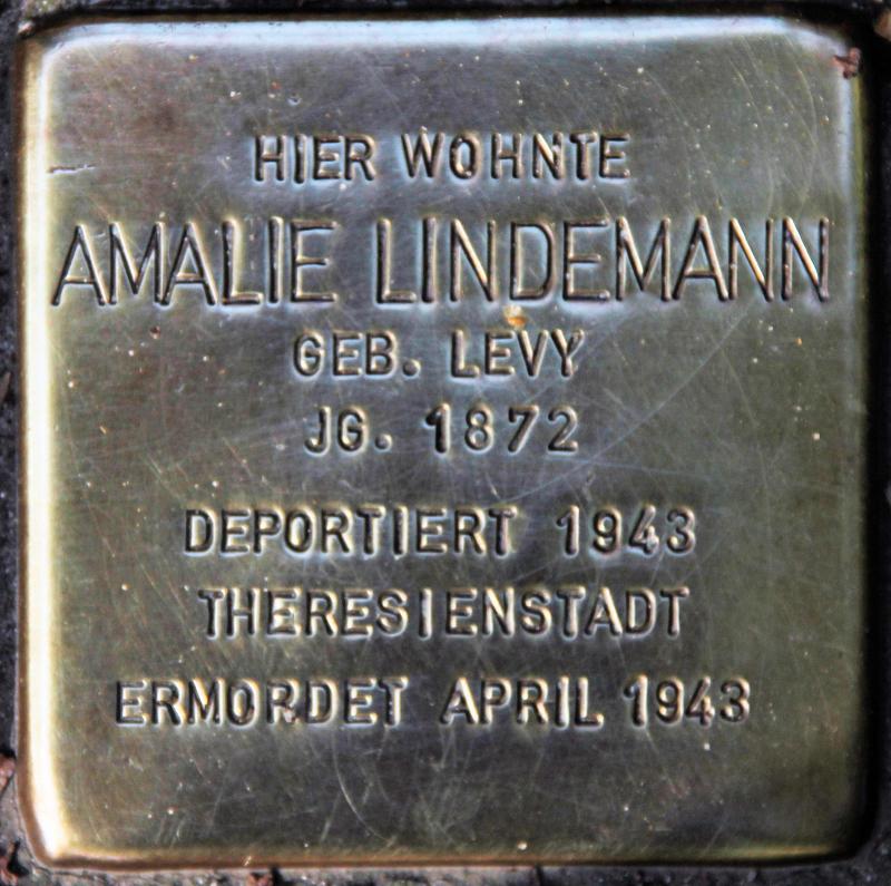 Stolperstein für Amalie Lindemann.