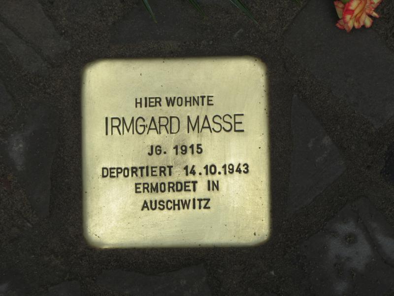 Stolperstein für Irmgard Masset © Initiative Charlottenburg-Wilmersdorf, April 2013t