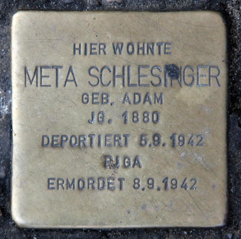 Stolperstein für Meta Schlesinger.